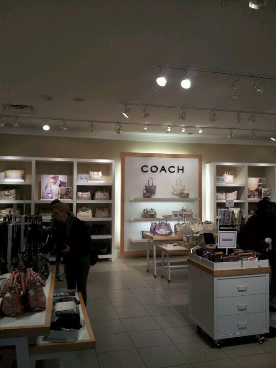 The Ultimate Guide to Coach Outlet Queenstown, Maryland