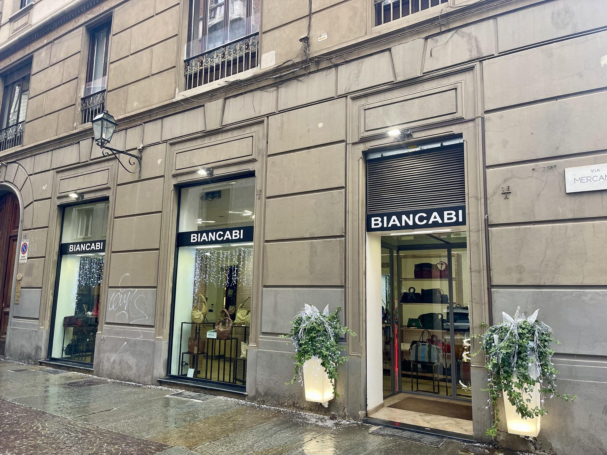 BORBONESE BOUTIQUE BIANCABI Torino Nextdoor