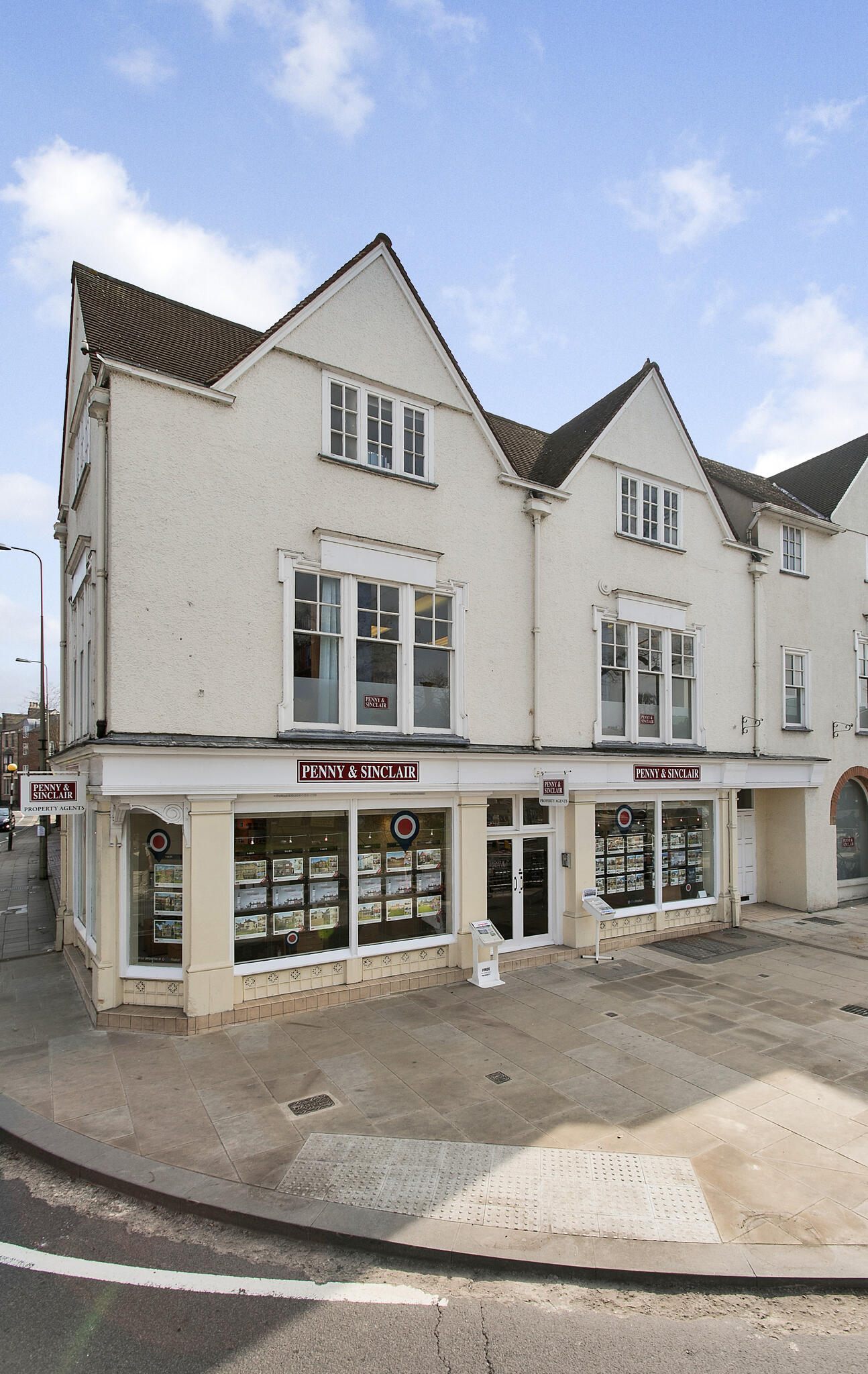 Penny & Sinclair Oxford, England Nextdoor