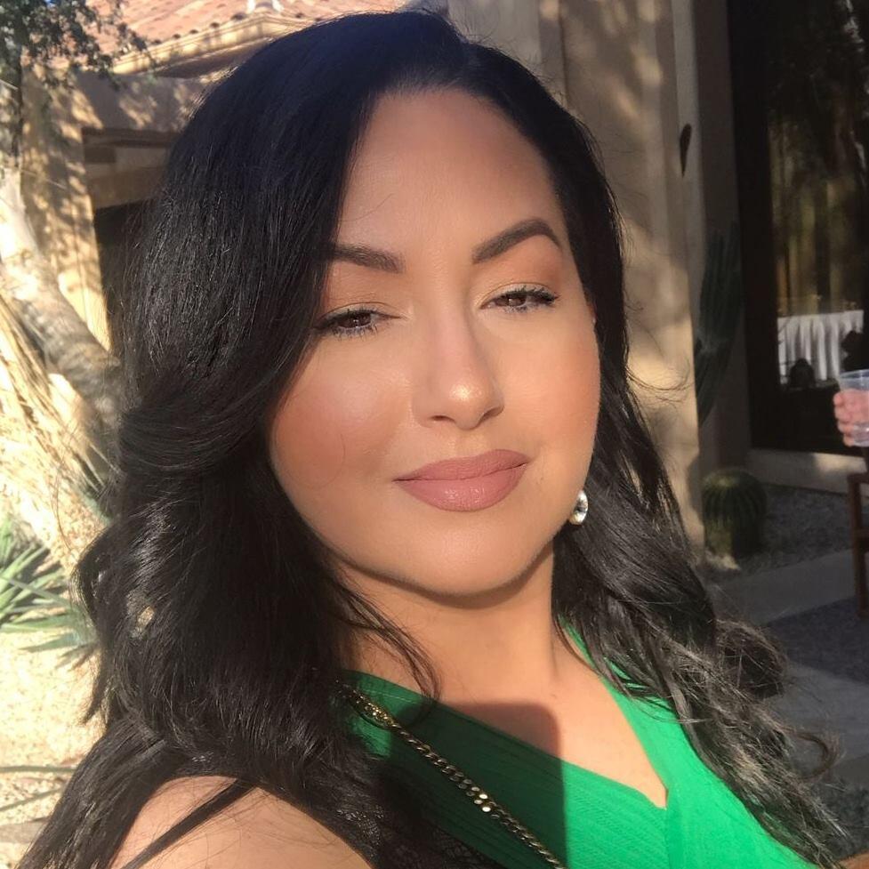 Anamary the Makeup Artist Nextdoor