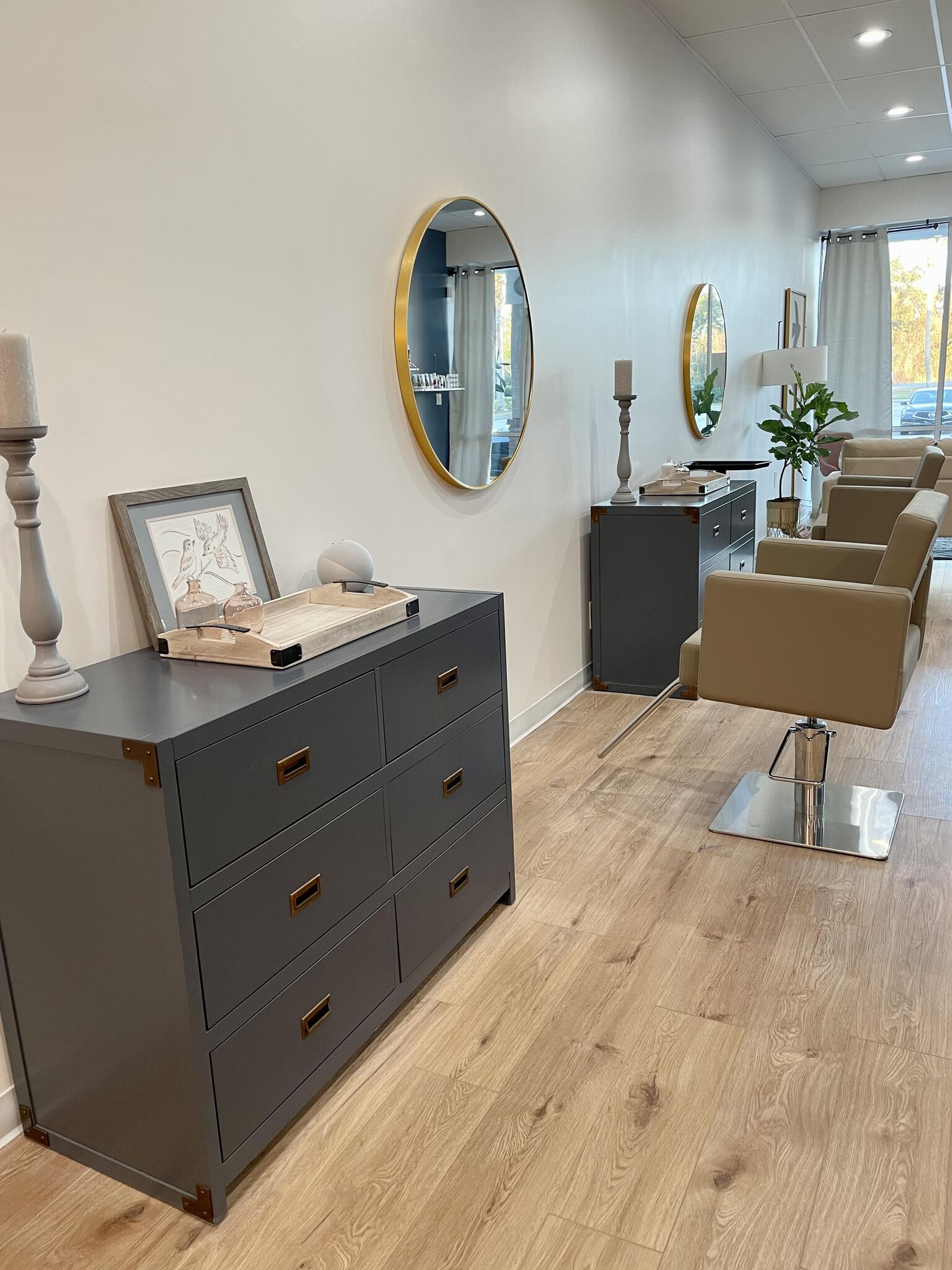 Sparrow Salon - 8 Connections - Ponte Vedra Beach, FL