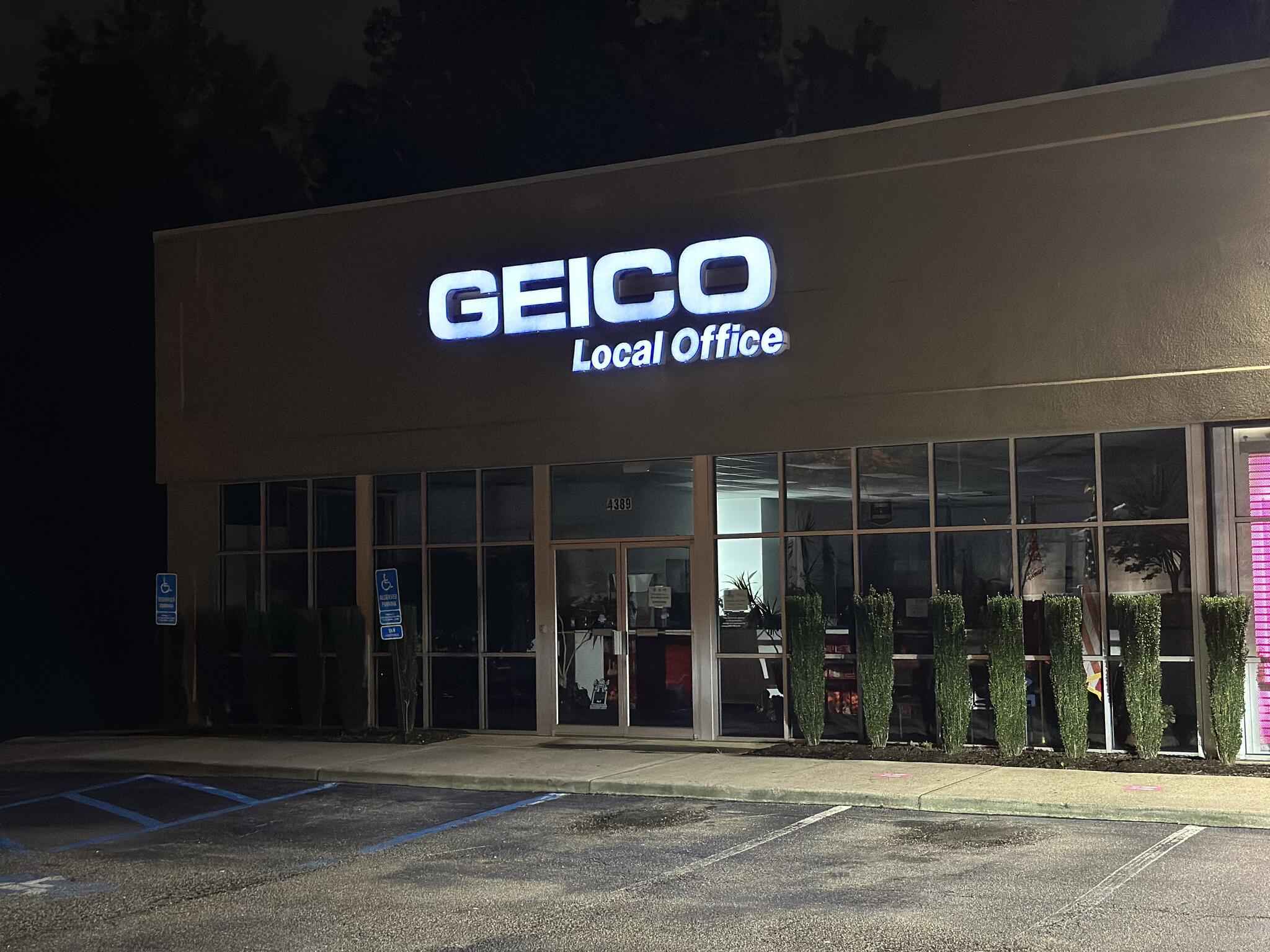 Geico Actors 33 - 09bgpb3