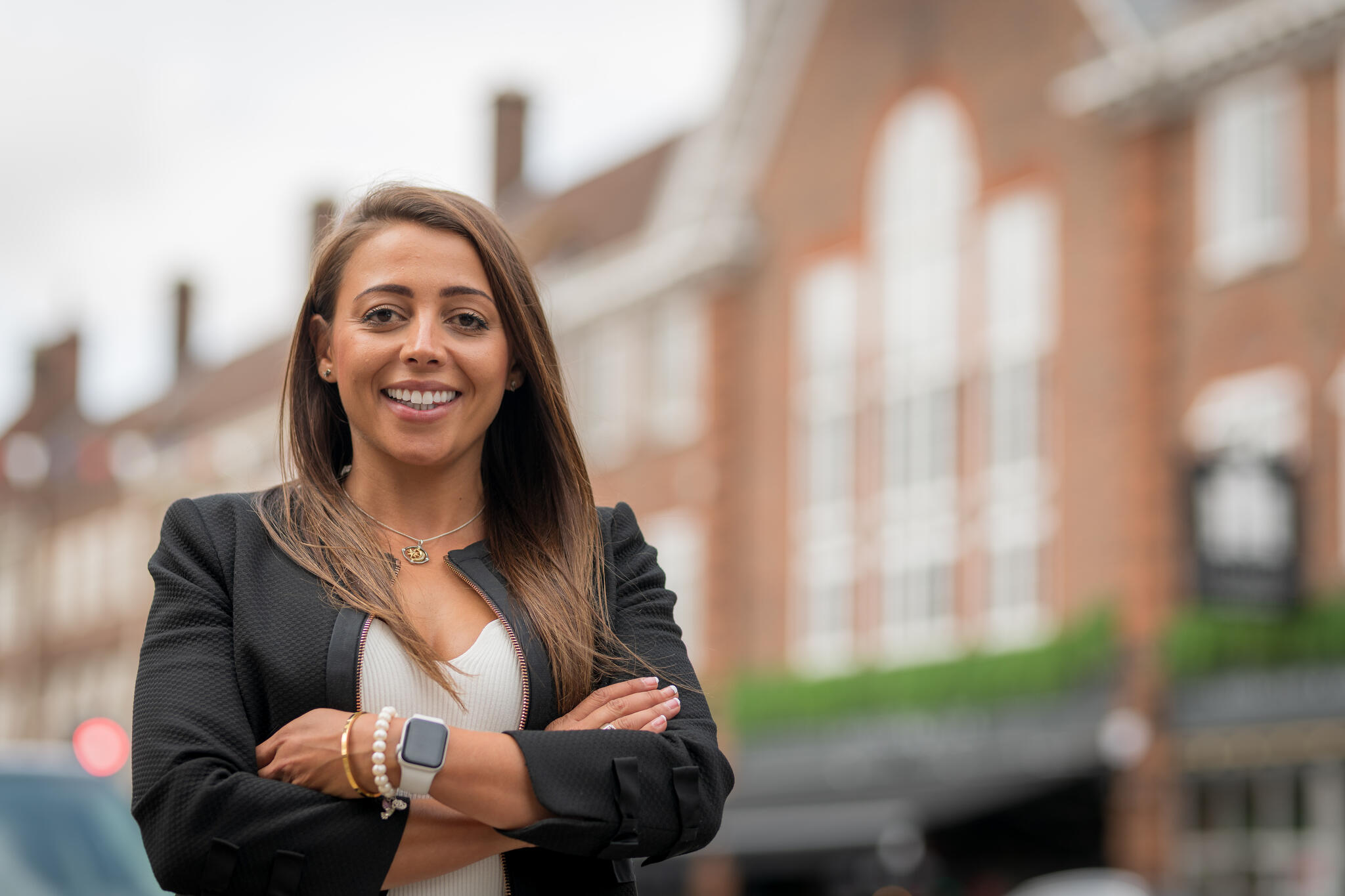 Bespoke Estate agent Laila laraman London Nextdoor