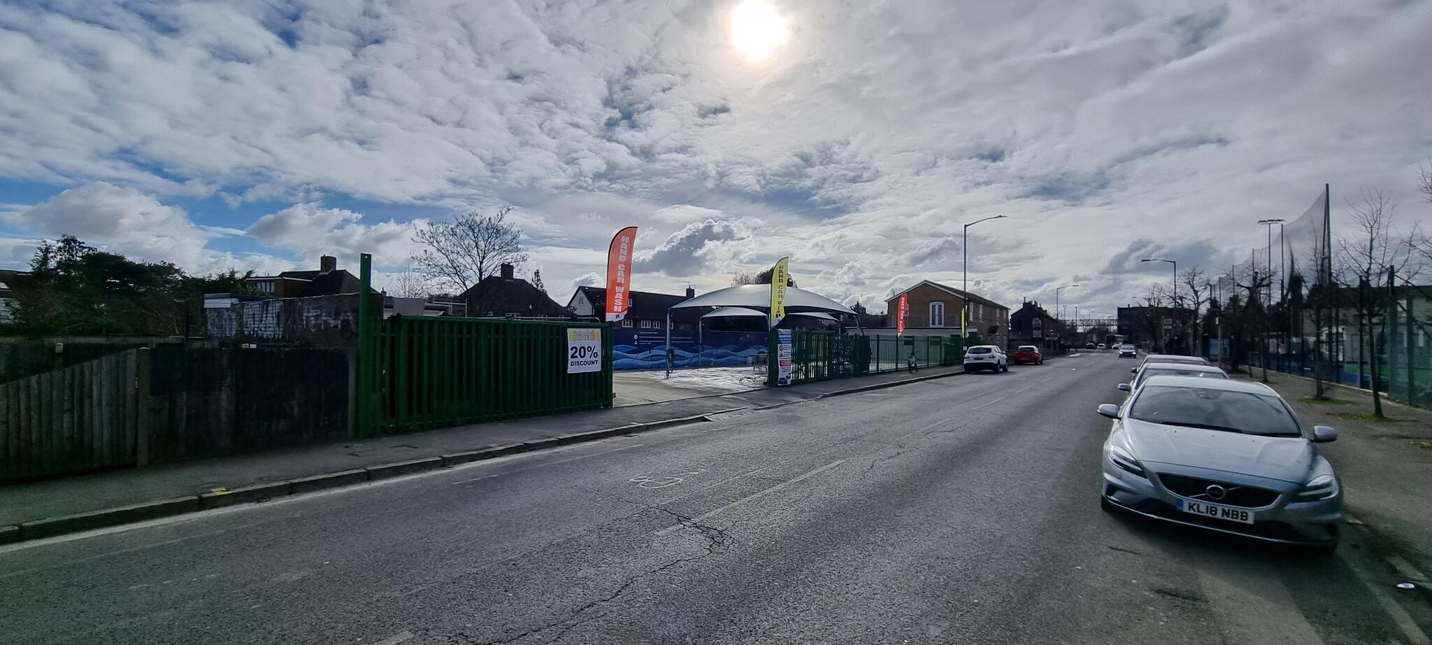 L&V HAND CAR WASH New Malden Nextdoor