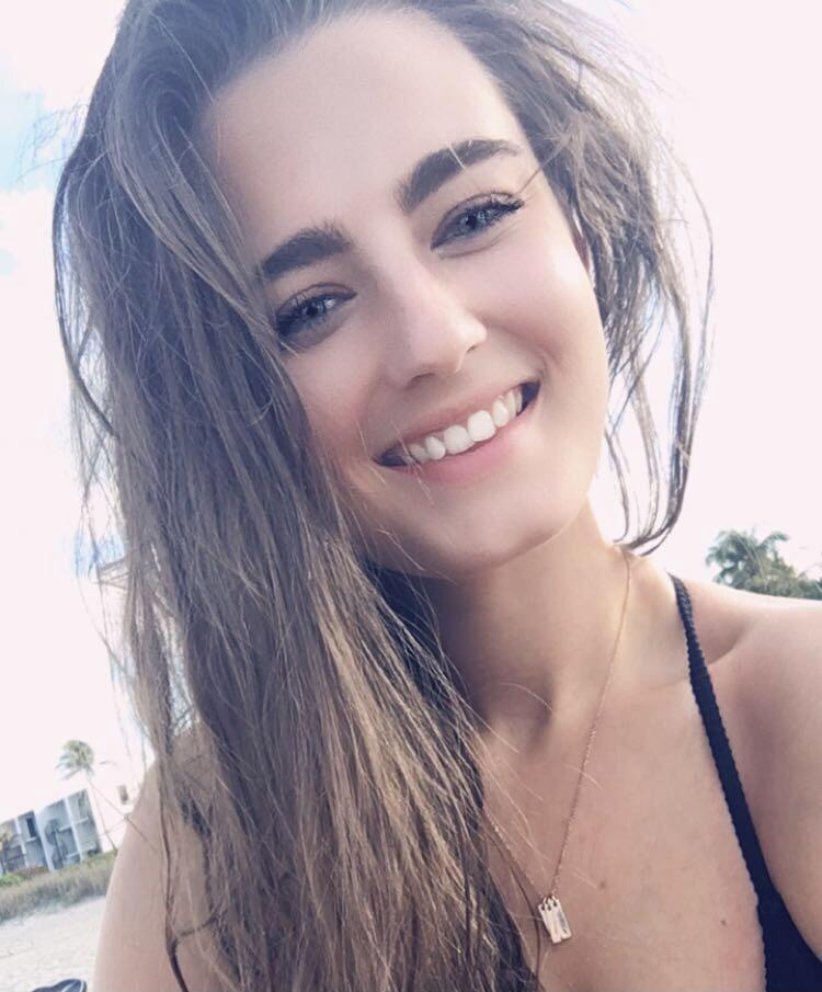 Body Shopping With Jenna Glasgow, Glasgow City Nextdoor