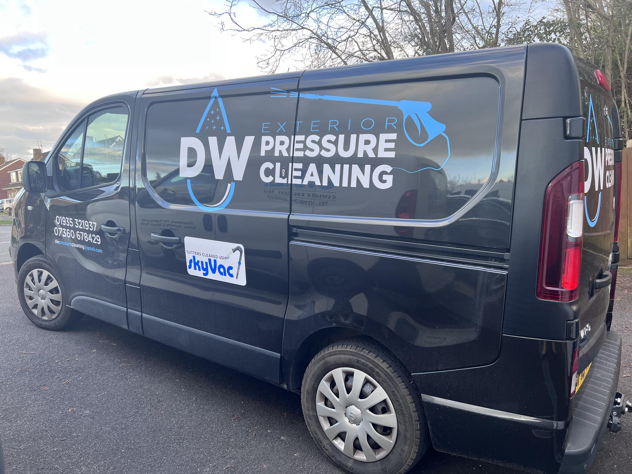 DW Exterior Pressure Cleaning Yeovil, GBENG Nextdoor