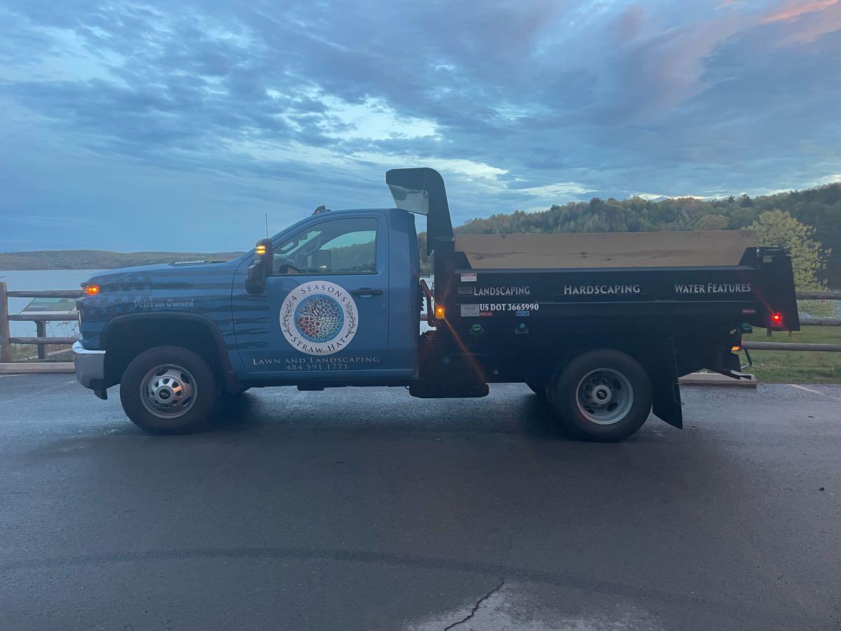 4 Seasons Lawn & Landscape/Straw Hat Lawn and Garden Bethlehem, PA