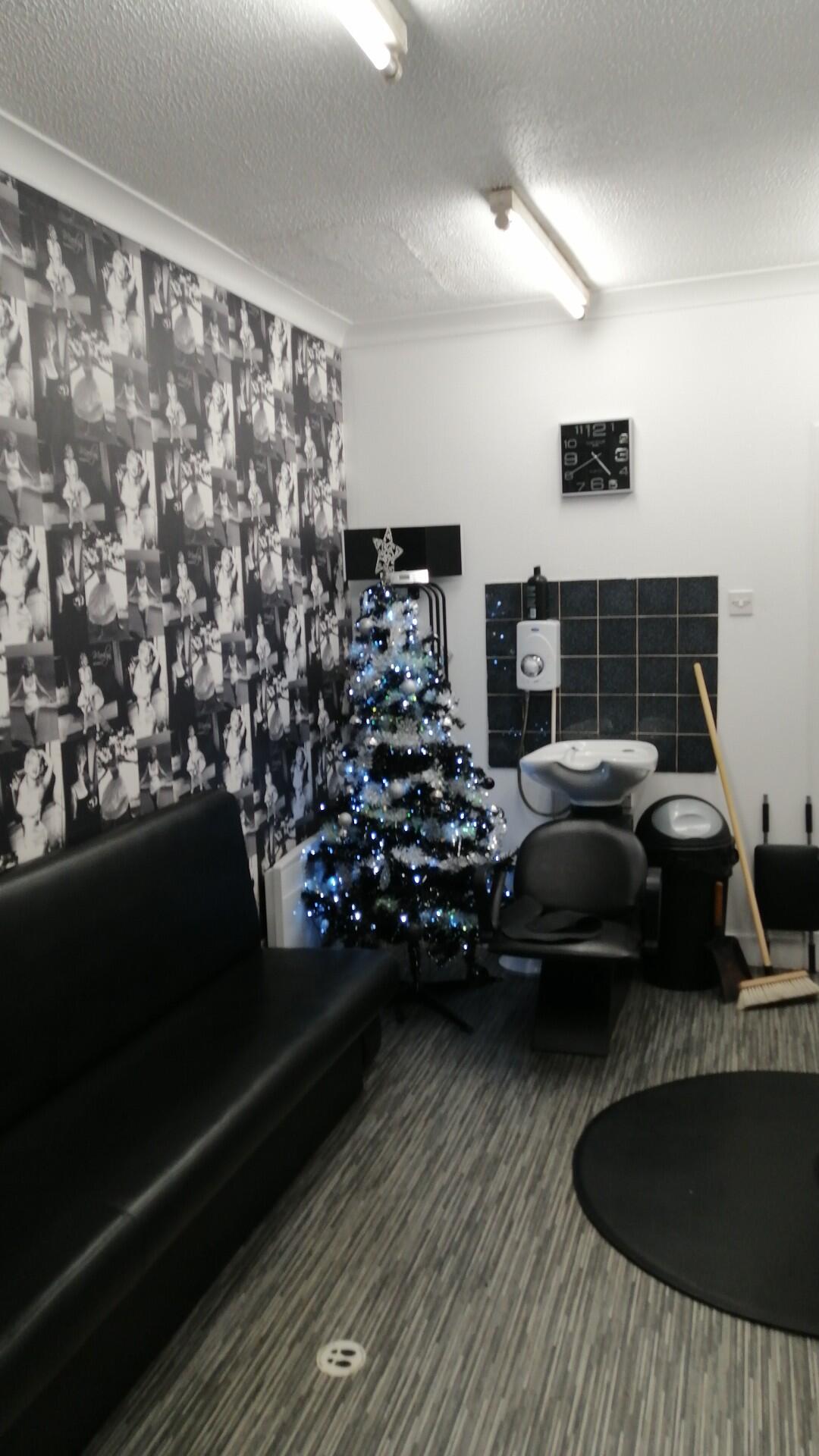 Mayfair Gents Barbers Alloa Nextdoor