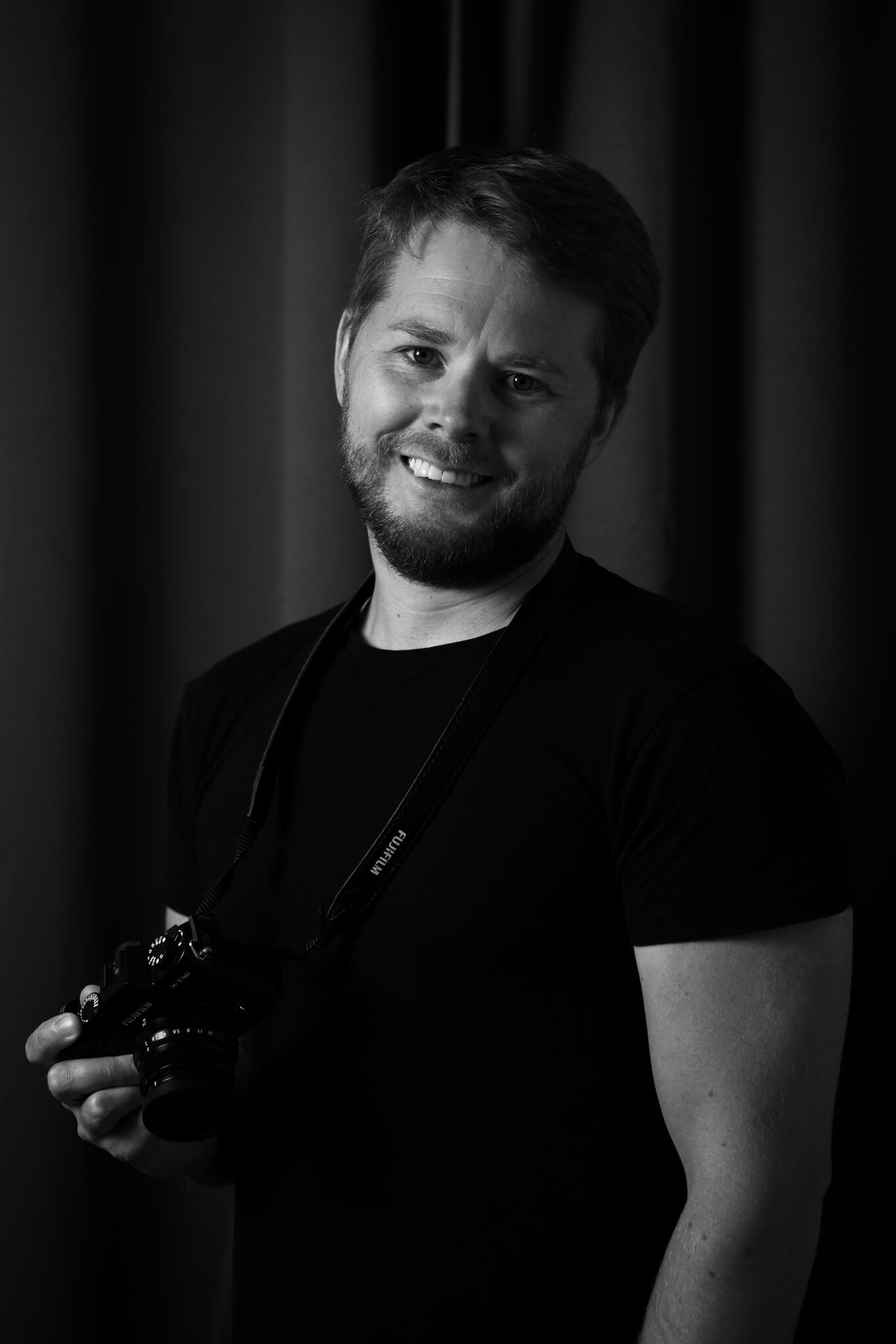 Colin Jones Photography Storyteller Wedding Photographer Brentford