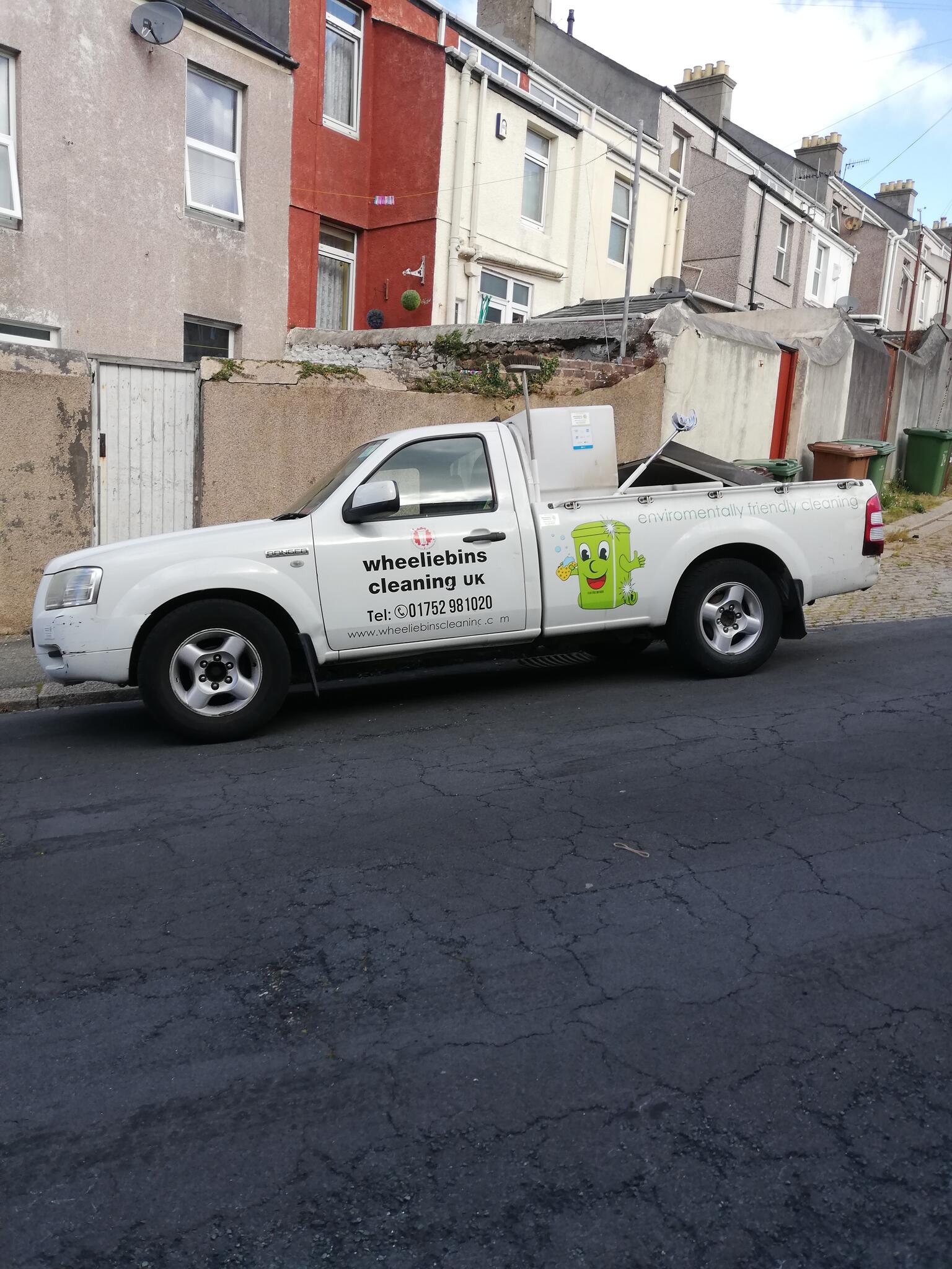 Wheelie Bins Cleaning Uk Plymouth Nextdoor