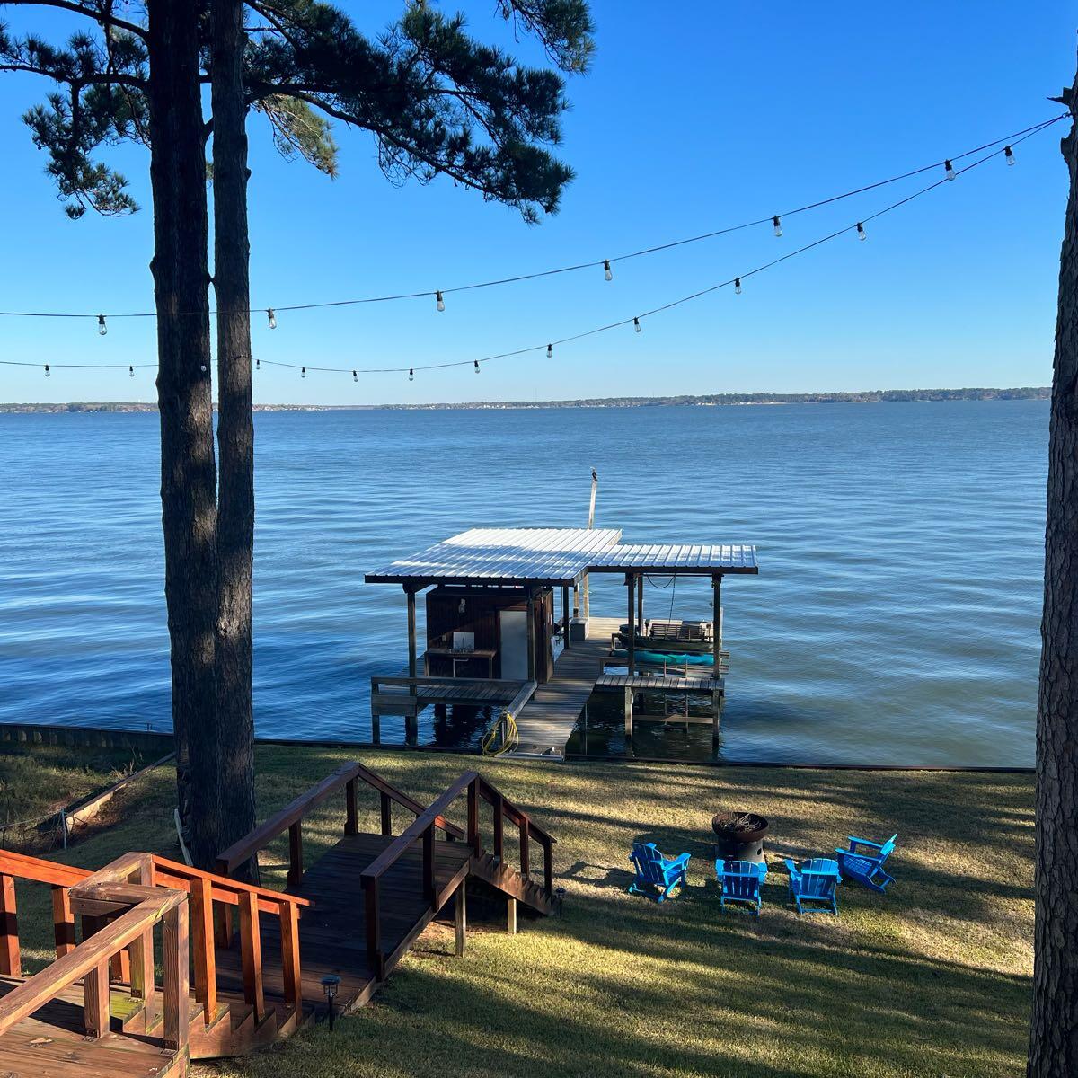 Mashel & Ken’s Lakehouse Nextdoor