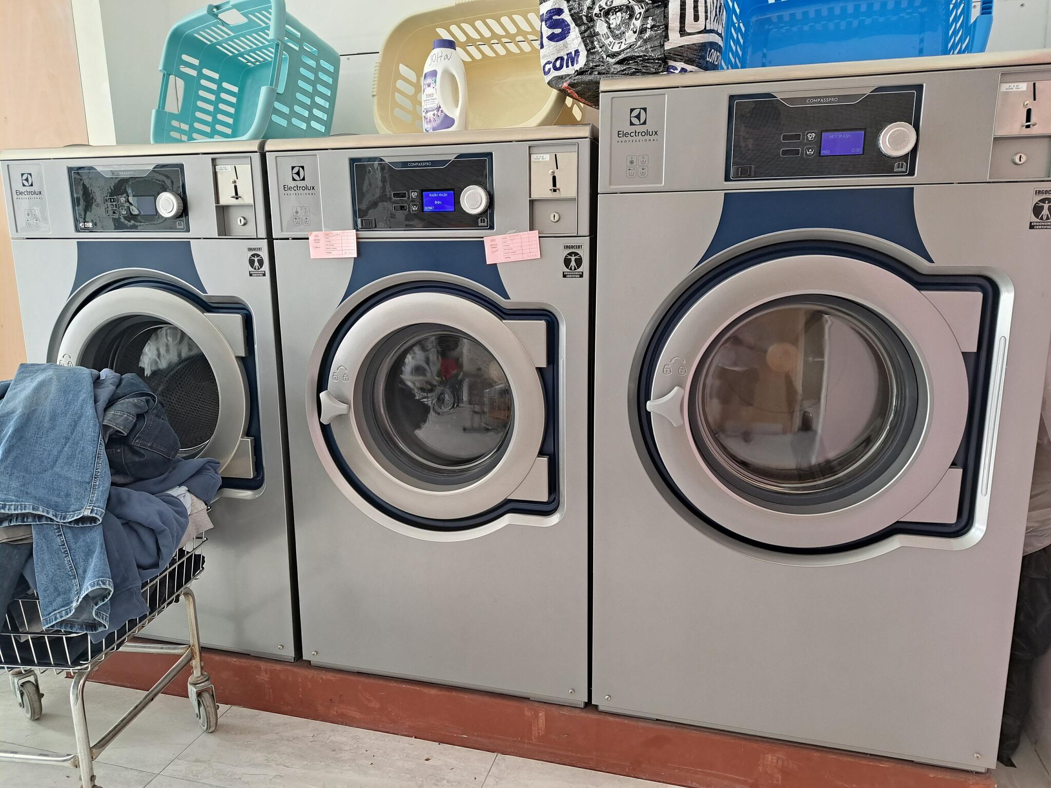 Hatfield Rise Launderette Hatfield, England Nextdoor