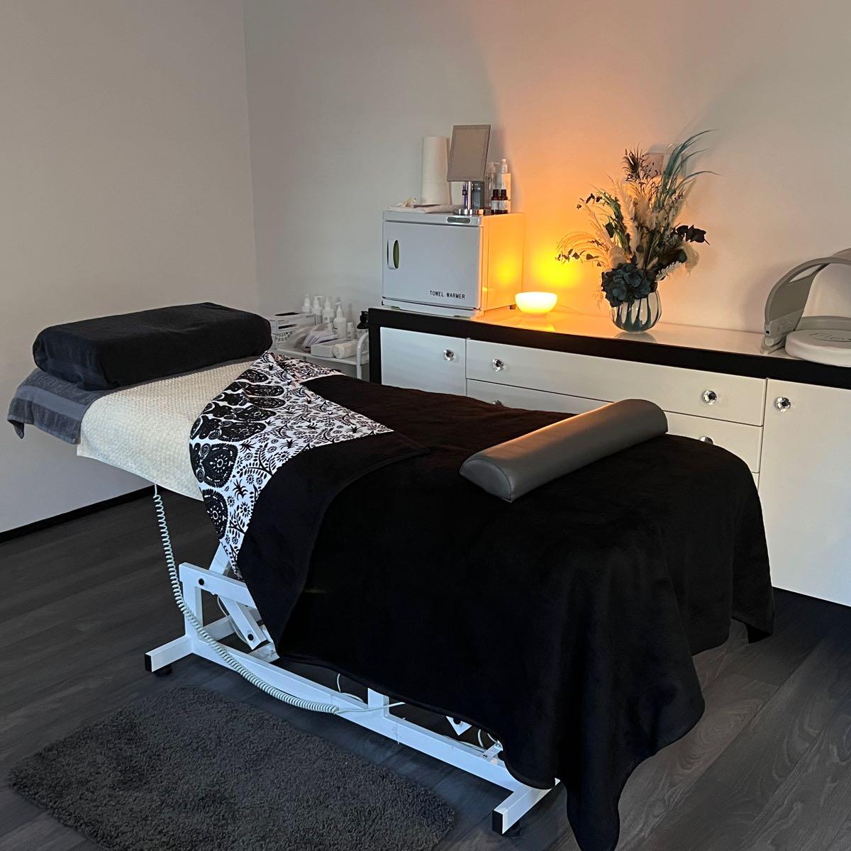 The Therapy Cabin Aberdeen Gb Sct Nextdoor