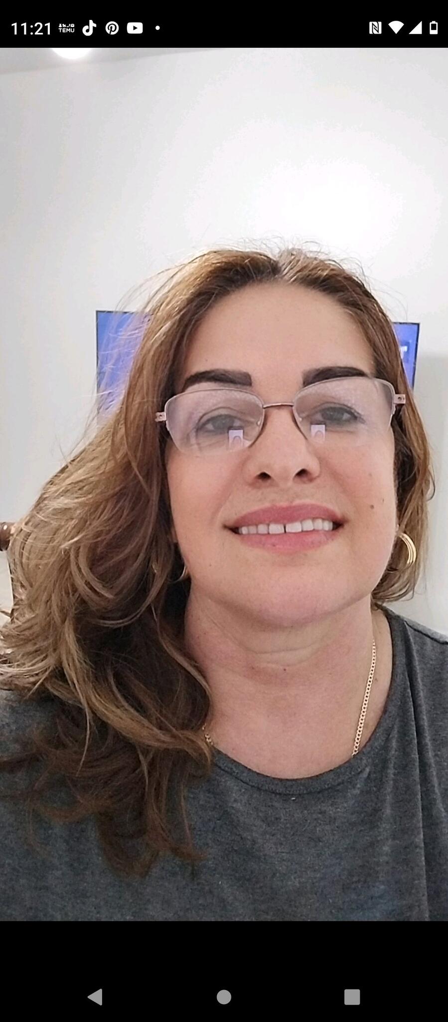 Isora Reyes - Miami, FL - Nextdoor