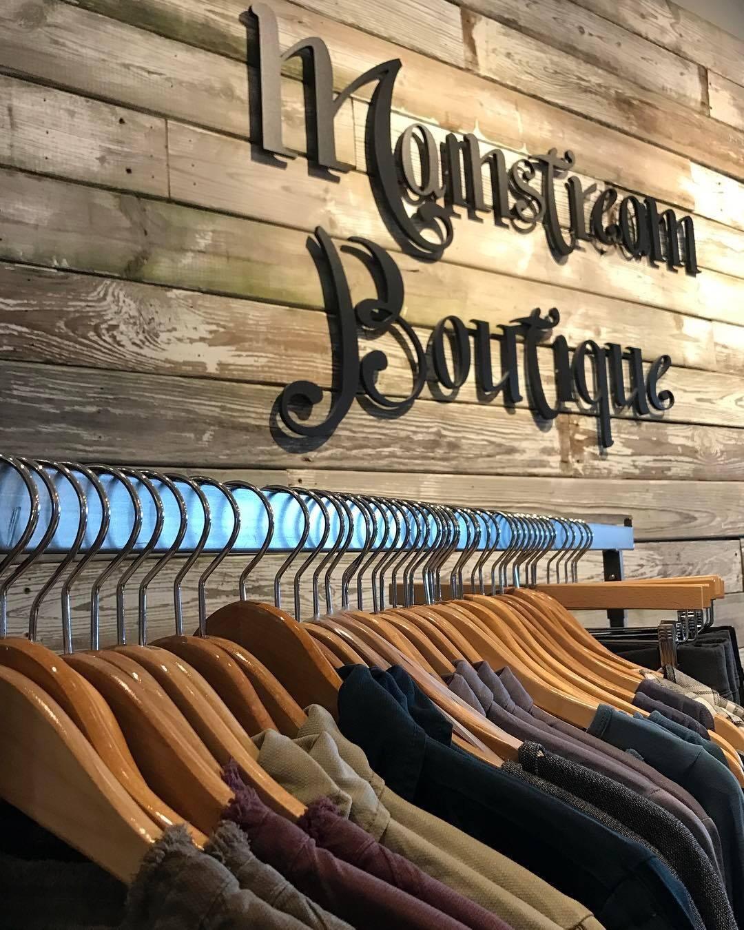 Mainstream Boutique of Overland Park Nextdoor