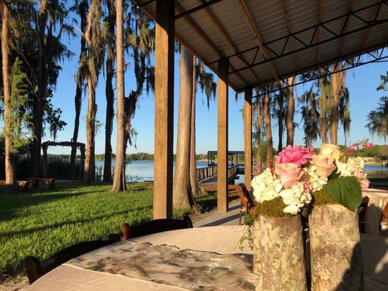 Knotted Roots On The Lake Venue - Nextdoor