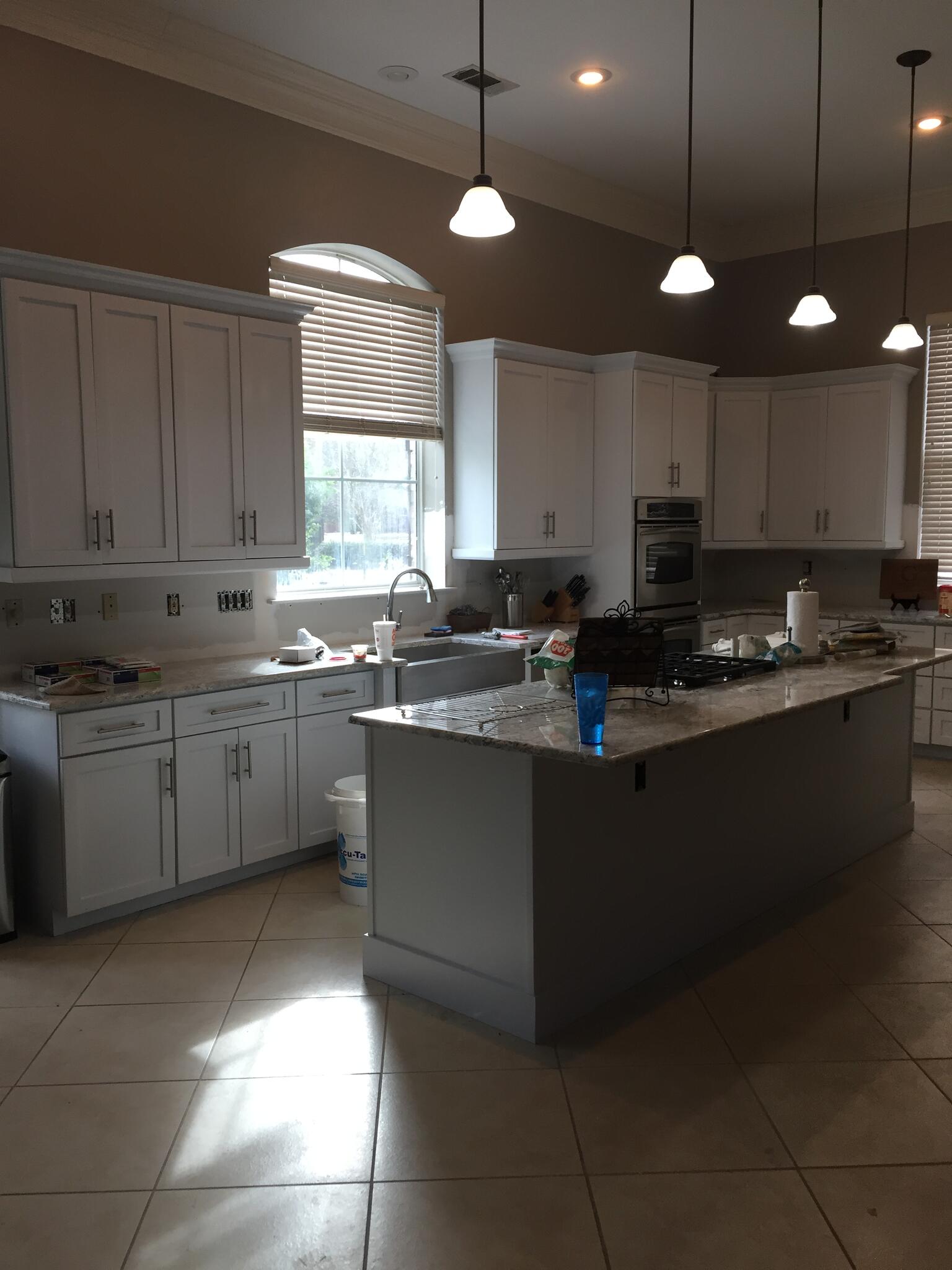 Riviere's Painting, Drywall, Pressure Washing and Soffit & Fasia installation Slidell, LA