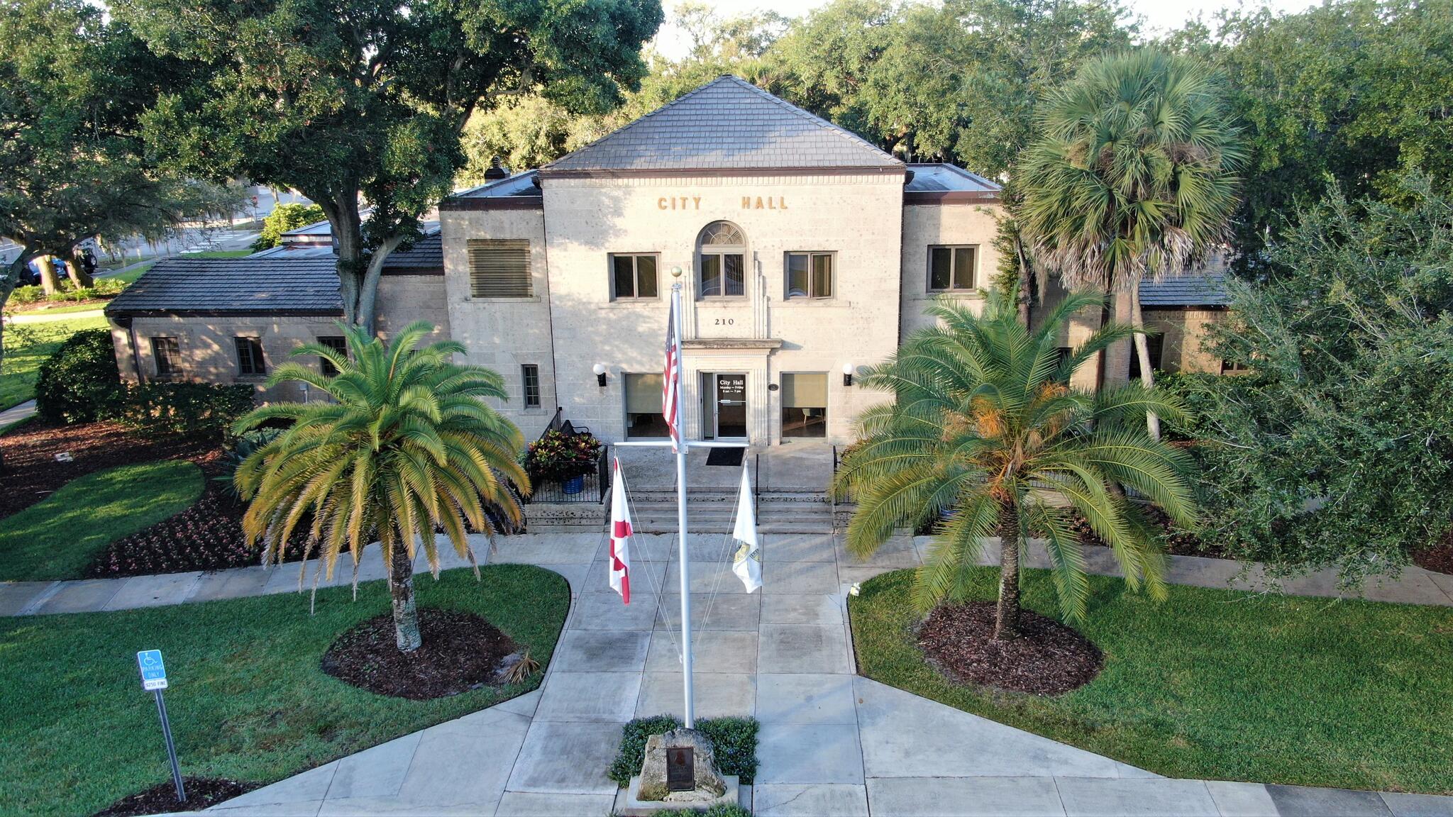 Santa Claus is coming to NSB on Dec. 5 (City of New Smyrna Beach) —  Nextdoor — Nextdoor