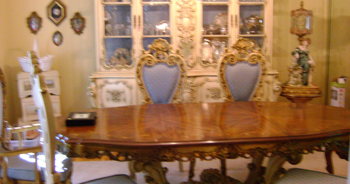 LIVING ROOM AND DINING ROOM AS NEW FURNITURE ,MISC, ITEMS for 1500 in