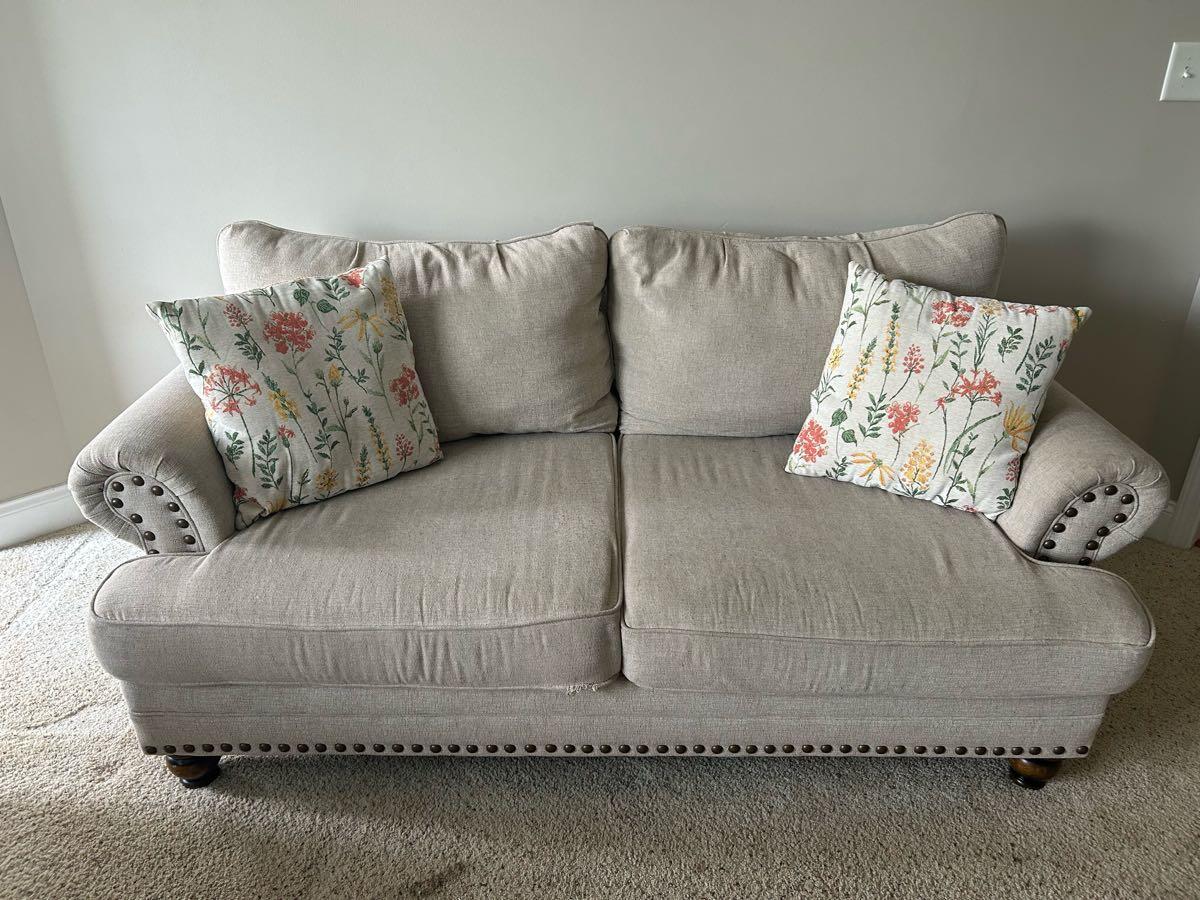 FREE COUCH AND LOVESEAT
