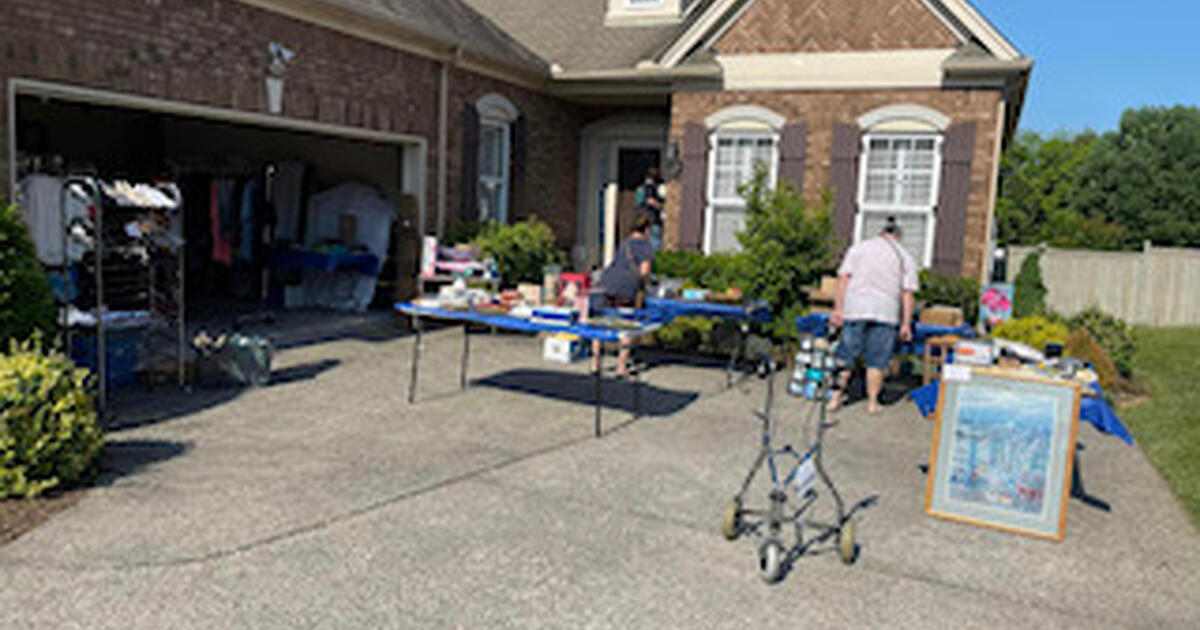 Garage sale saturday june 22 9 00am to 3 00 pm 200 cobbler circle