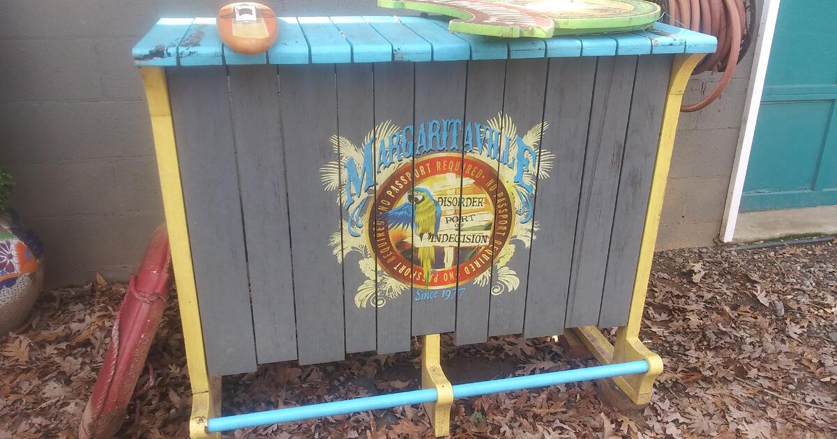 Margaritaville Bar Set As Seen on Wheel of Fortune for 20 in Hickory