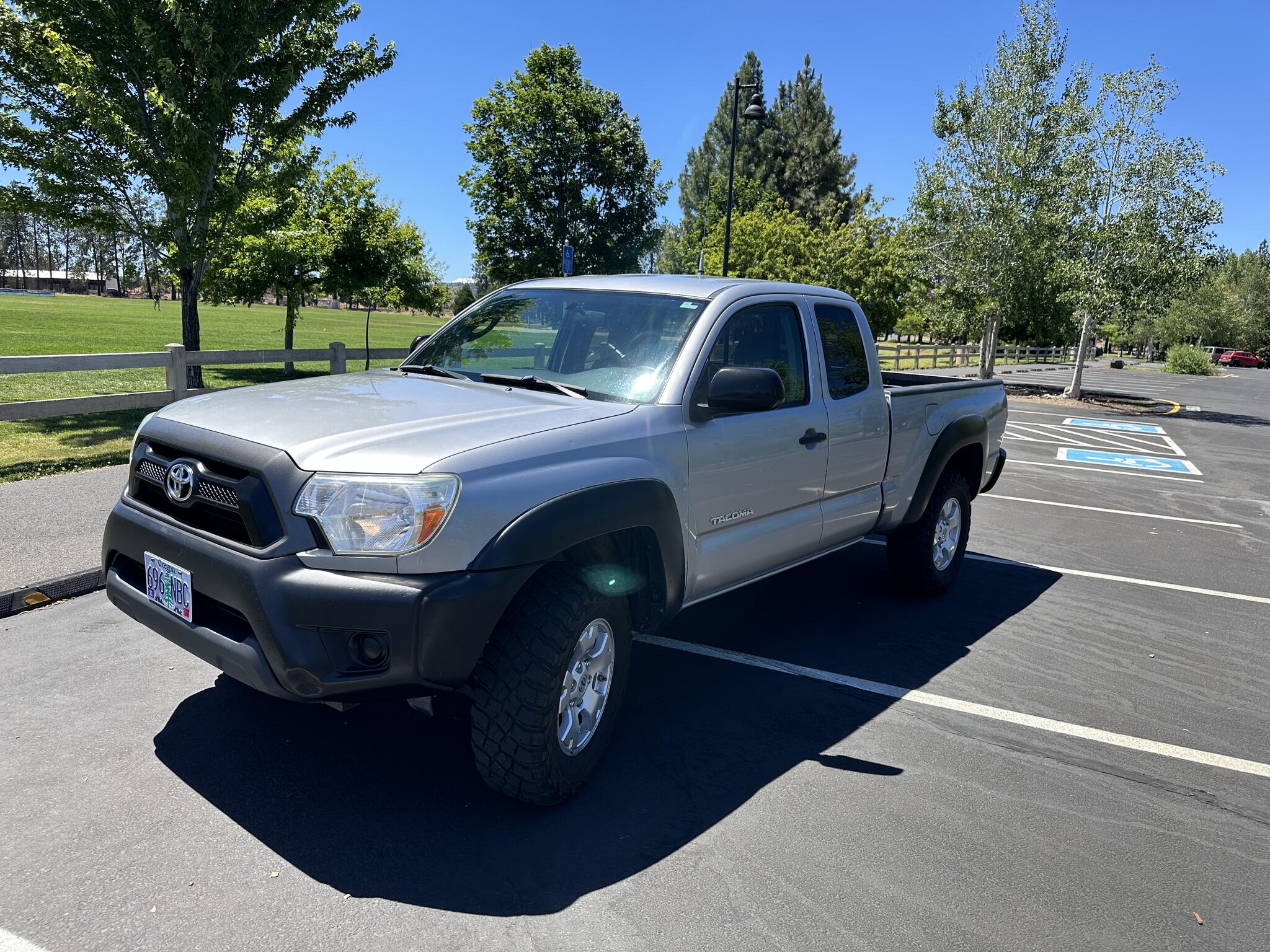 2014 Toyota Tacoma 4X4 Access Cab 6-foot bed for $18500 in Bend, OR ...