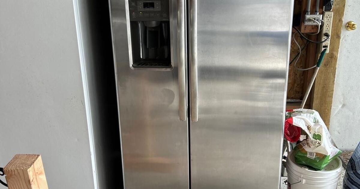 Refrigerator/ Freezer for 100 in Bend, OR For Sale & Free — Nextdoor