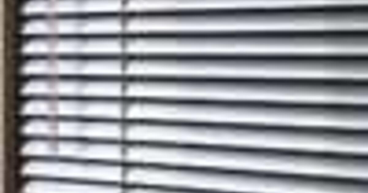 ISO Broken Venetian blinds for Free in Powell, OH | For Sale & Free ...