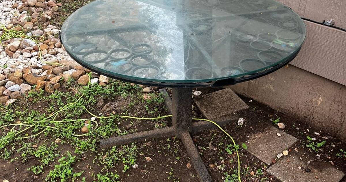 outdoor table for Free in Austin, TX Finds — Nextdoor