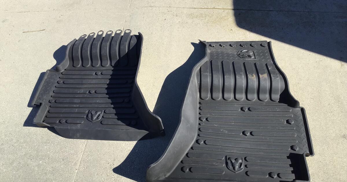 DODGE RAM AllWeather Truck Floor Mats for 45 in Oxnard, CA For Sale