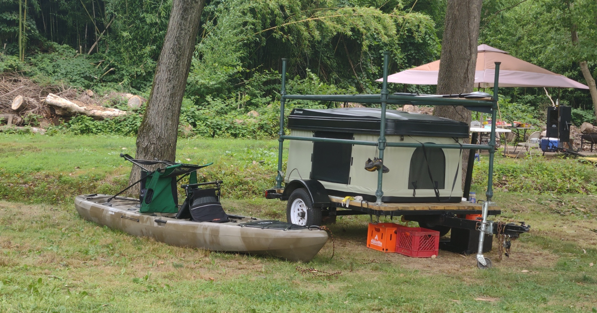 Roof top camping tent. for 500 in Feasterville Trevose, PA Finds