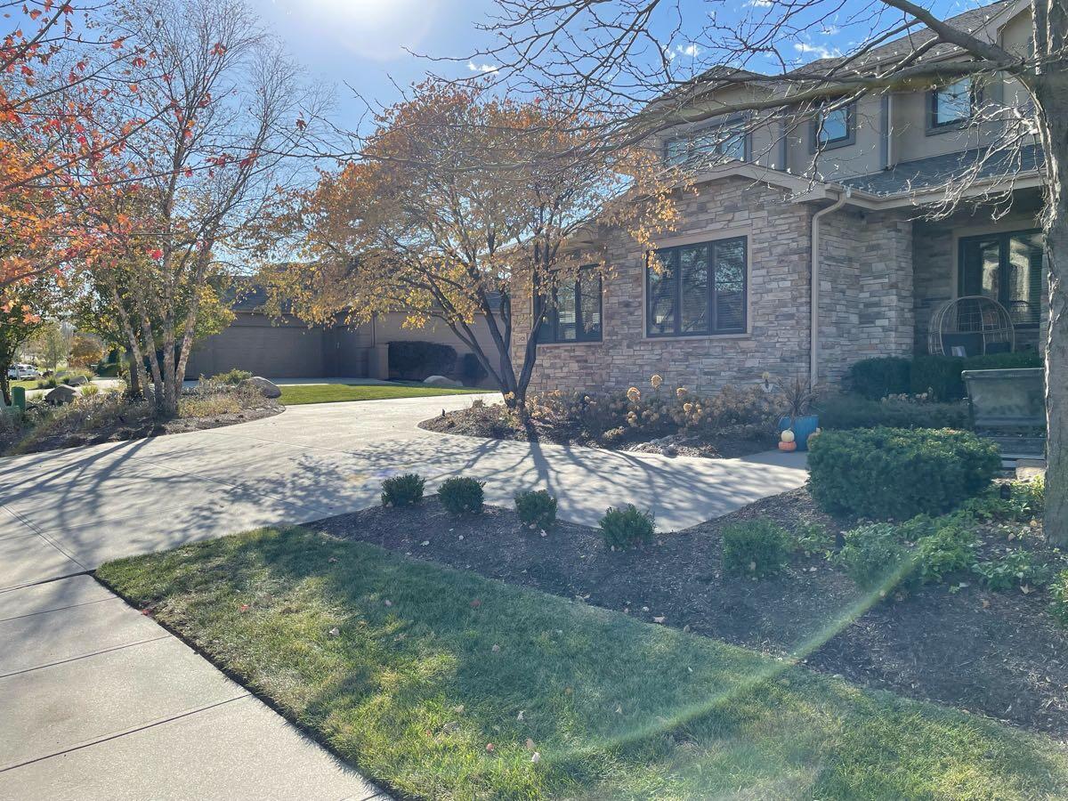 Yard cleans up for 1235 in Omaha, NE For Sale & Free — Nextdoor