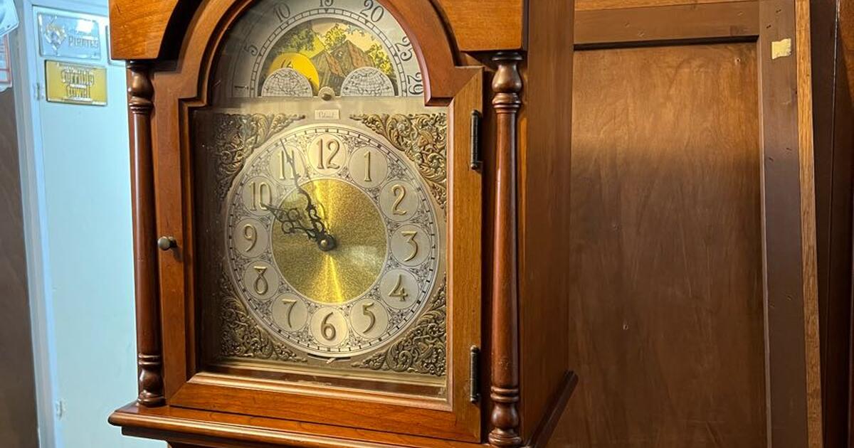 Grandfather Clock Free for Free in Homestead, PA Finds — Nextdoor