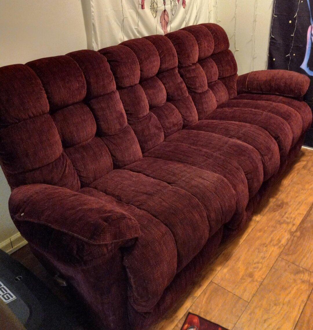 Recliner Couch for 50 in Omaha, NE For Sale & Free — Nextdoor
