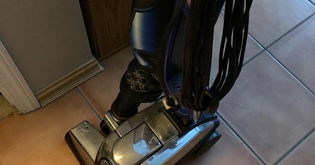 Kirby vacuum cleaner with shampooer for 440 in Albuquerque, NM For Sale & Free — Nextdoor