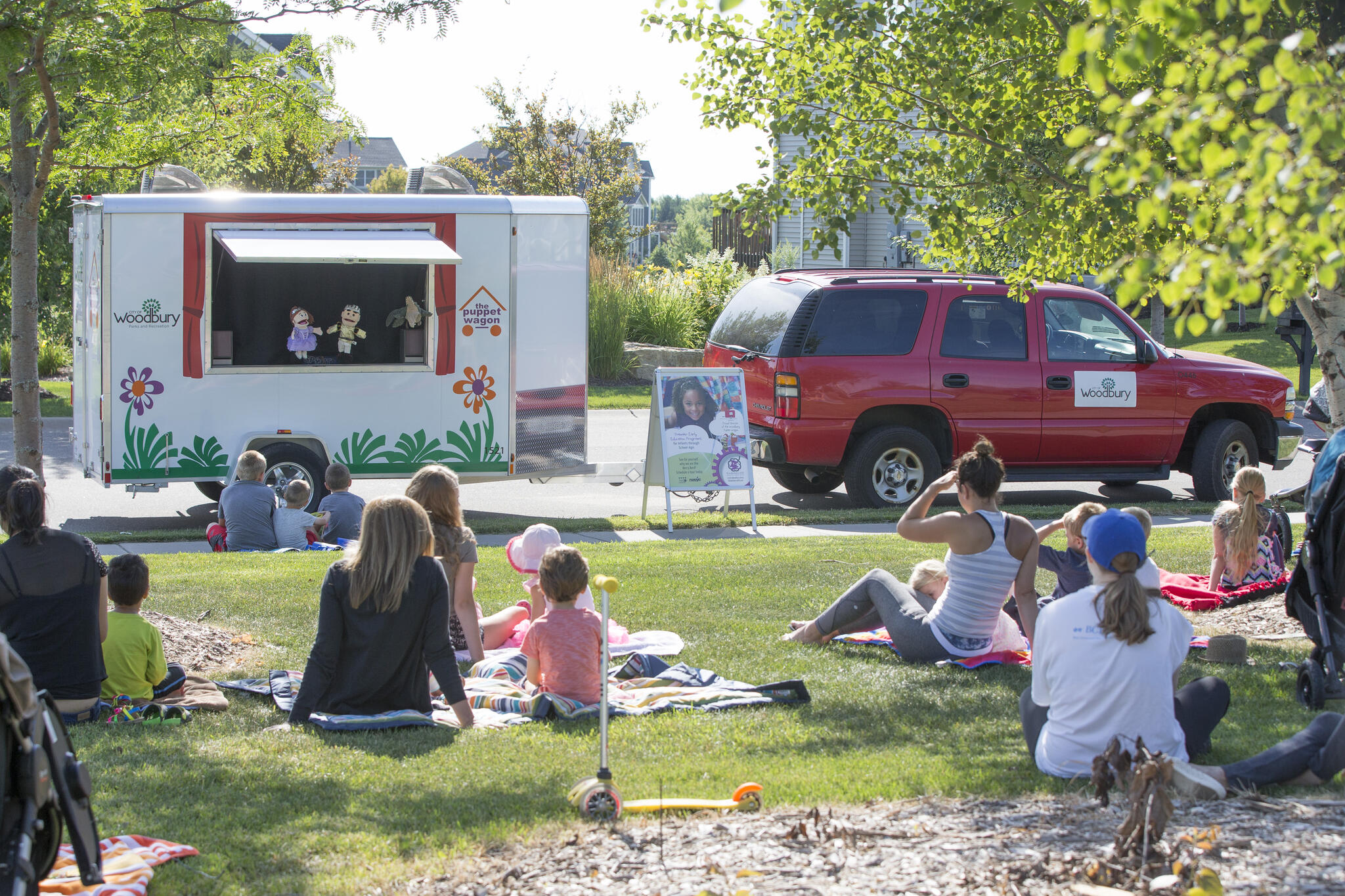 Puppet Show - Kinderberry Hill