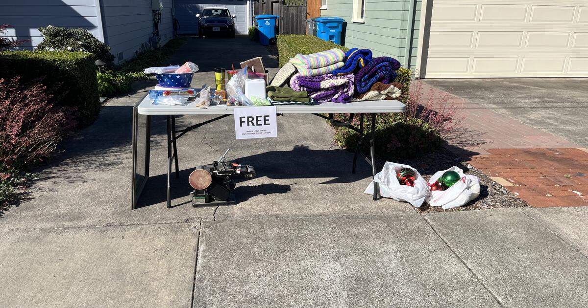 Free Stuff 2048 Terrace Way for Free in Santa Rosa, CA For Sale