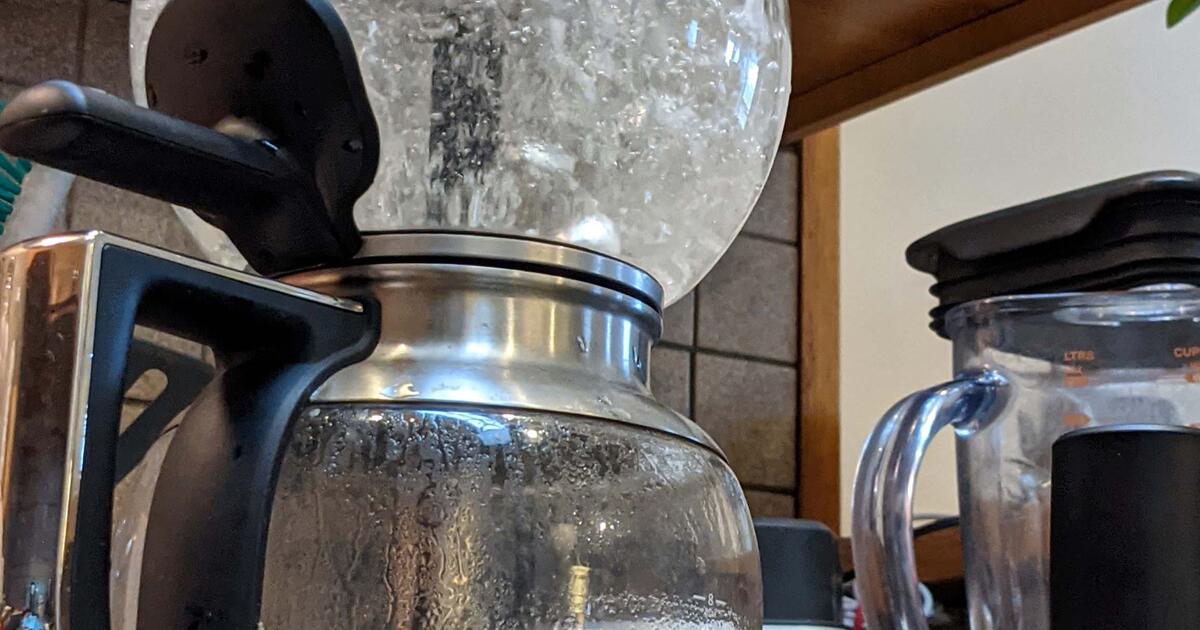 KitchenAid Vacuum Coffee Maker for Free in Brooklyn, NY For Sale