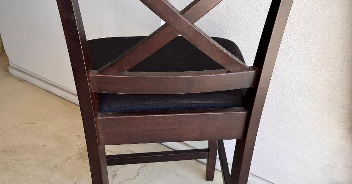 Four black cushion barstools for 30 in Palm Desert, CA For Sale