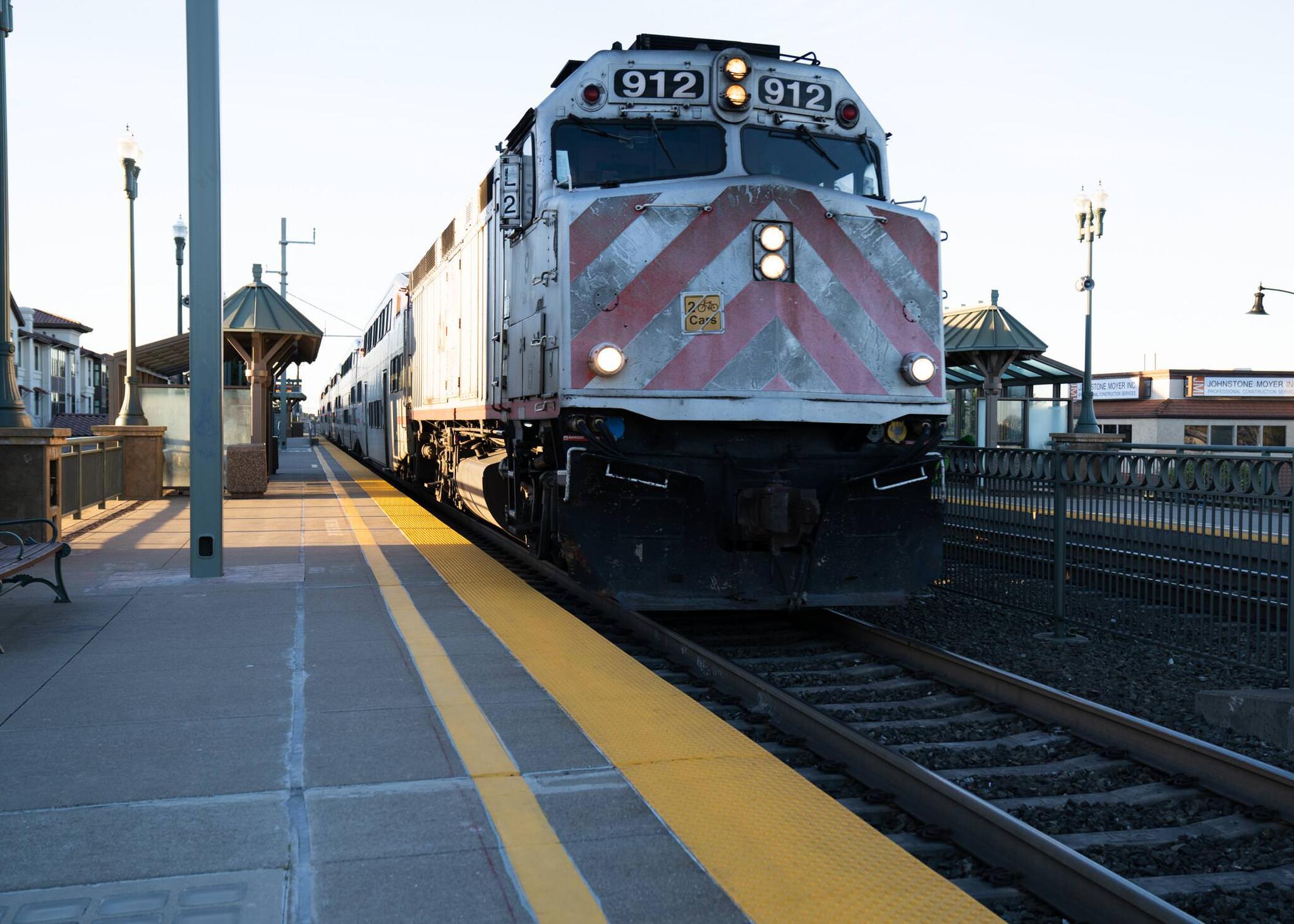 ⚠️Notice lane closure on Old County Road near Brittan Avenue