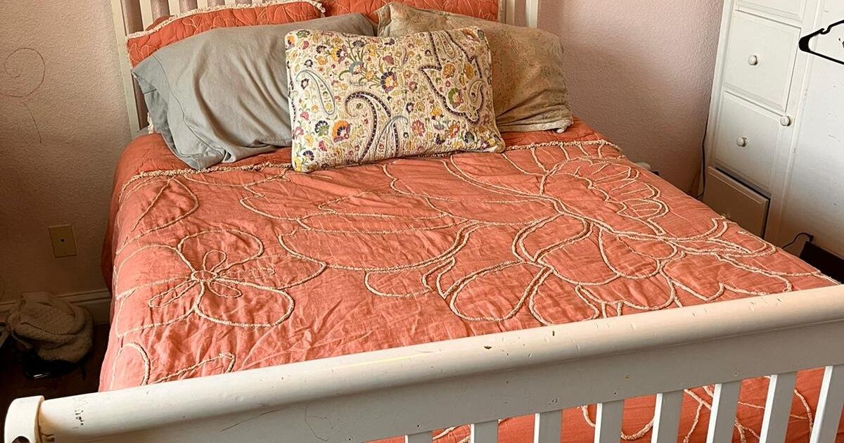Bed for Free in Fresno, CA For Sale & Free — Nextdoor