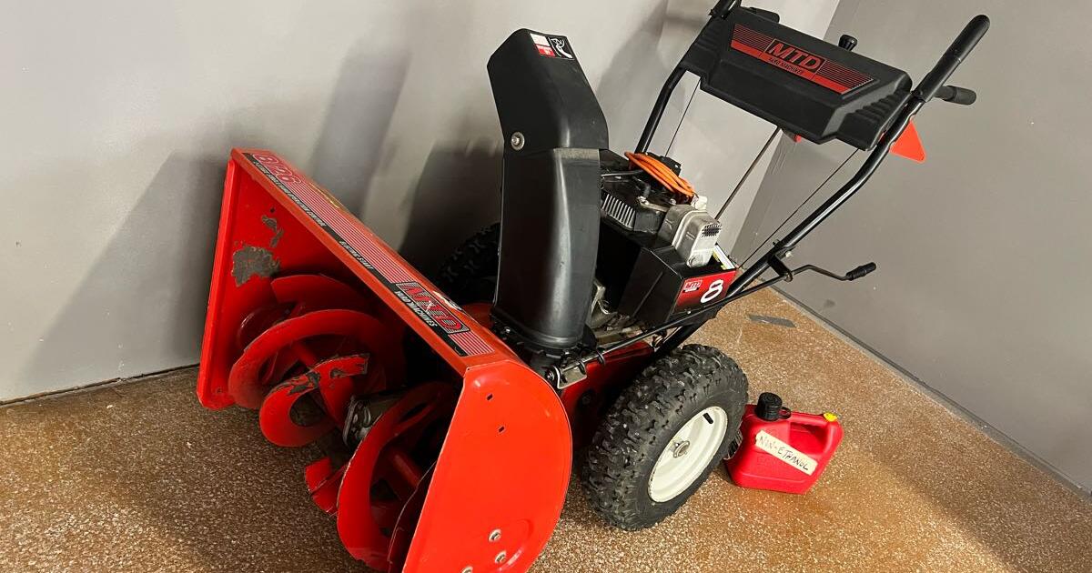 MTD Yard Machines 8 HP Snow Blower / Thrower for $400 in Bend, OR | For ...