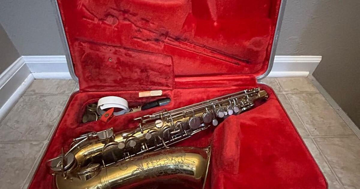 Saxophone for 50 in Omaha, NE Finds — Nextdoor