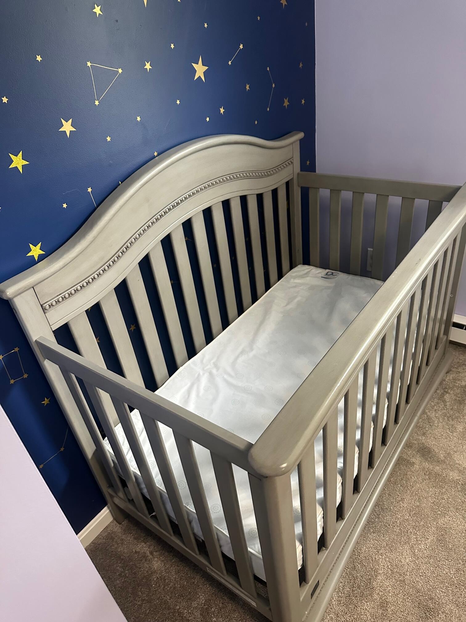 Simmons on sale emma crib