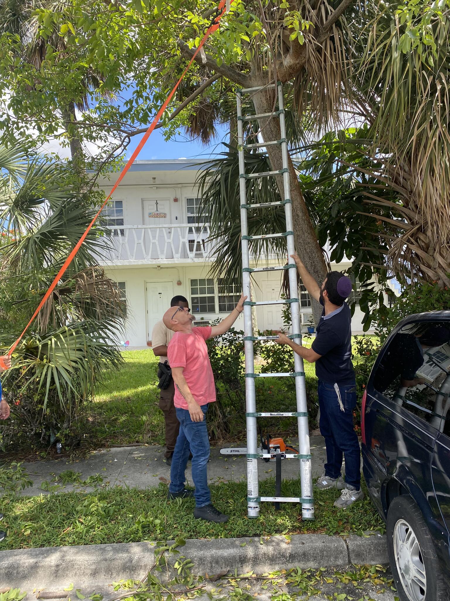 Miami Dade Police Facebook - olkqwf1