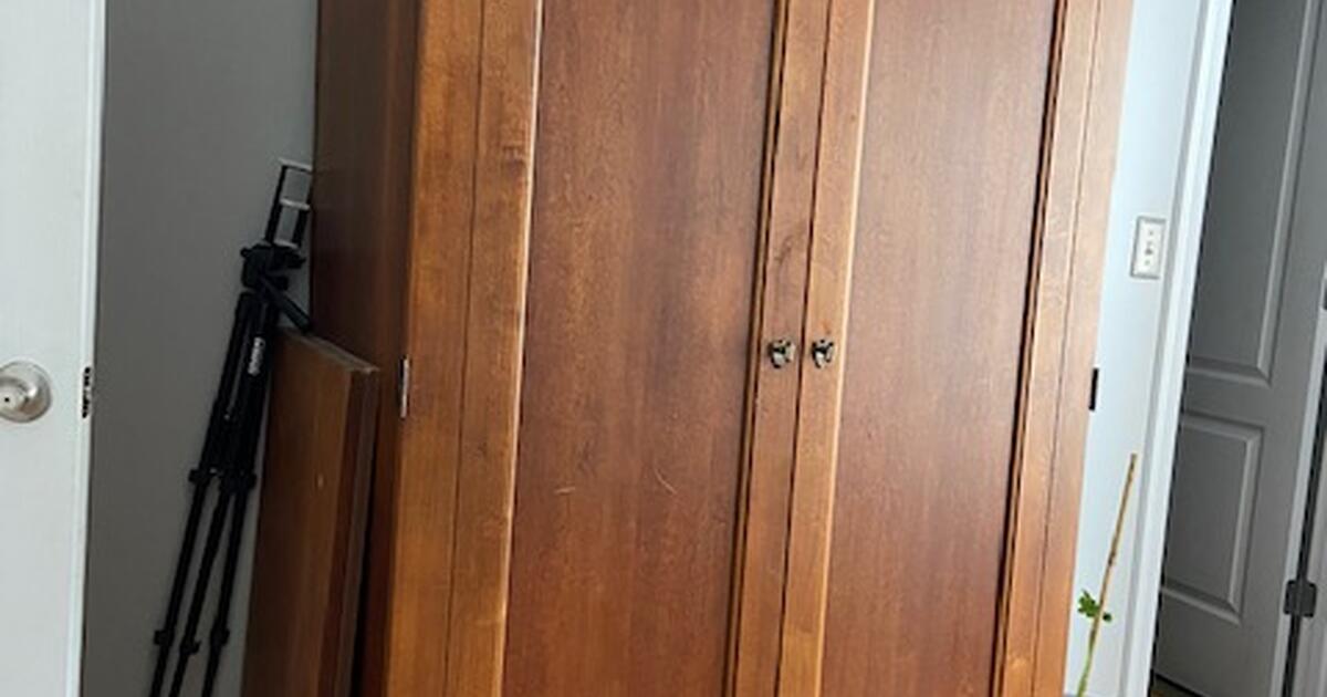 Haverty's Cherry Armoire for 150 in Loganville, GA For Sale & Free