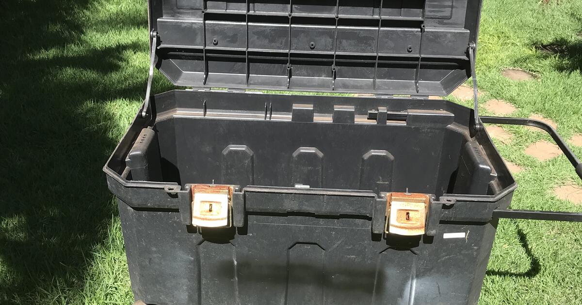 Big plastic tub for 25 in kihei hi for sale free nextdoor