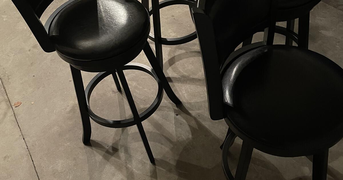 Bar Stools for 40 in Raleigh, NC Finds — Nextdoor