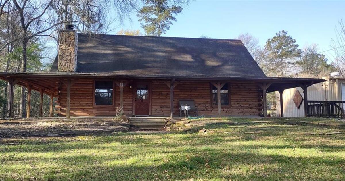 FOR LEASE: Cozy Cabin \in Lake Forest Falls for $2200 in Conroe, TX ...